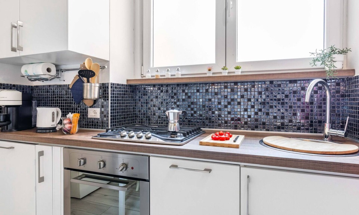 Stadera House | Wonderful private villa for 4 guests with A/C, WIFI, TV and pets allowed