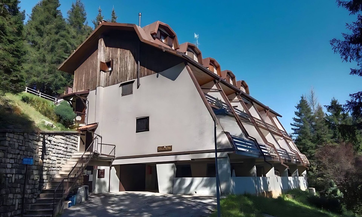 Angolo Terme Apartment | Wuthering Heights Apartment, lovely apartment at the foot of the ski slopes
