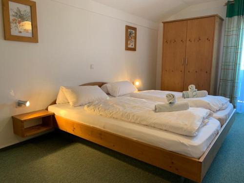 Atzenzell House | Zur Linde