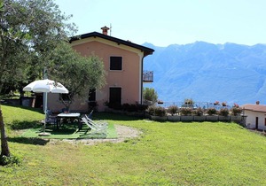 100 m² Apartment ∙ 3 bedrooms ∙ 7 guests