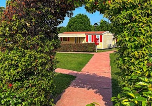 33 m² Mobile home ∙ 3 bedrooms ∙ 6 guests