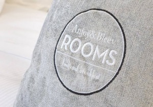 Anjoy & Bleev Rooms | MONKEYS | Deluxe Mini Apart