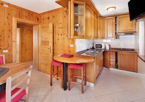 Apartment Baita Paola 8 posti with Mountain View, Balcony & Wi-Fi