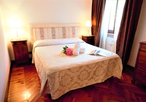 Borgo I - 2 bedrooms apartment - Sleeps 5