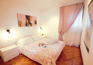 Borgo VIII - 2 Bedrooms. apartment - Sleeps 4