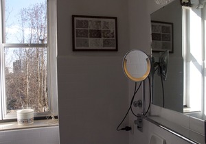 Bright new apartment for 5 close to Isola district