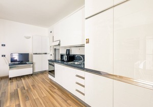 Candiani Building - Elegant 2-level Apartment with 3 bedroms