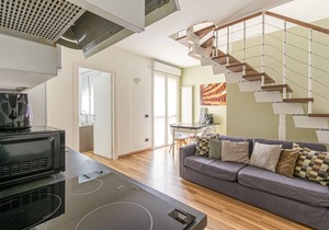 Candiani Building - Elegant 2-level Apartment with 3 bedroms