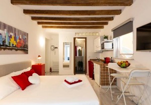 Casa Vittoria - ISOLA District