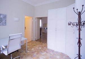 Cozy five-room apartment located in the historic area of Moscova