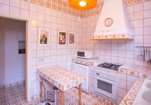 Cozy five-room apartment located in the historic area of Moscova