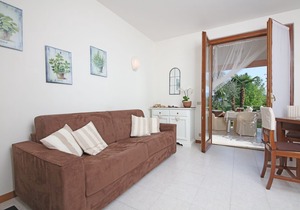 - Cozy two-room apartment, in the green with "Peonia" pool