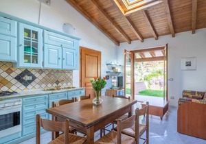 Daniela by Interhome