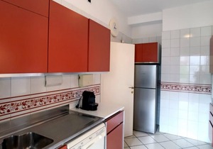 Elegant and spacious apartment in the Milan CityLife area.