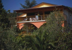 Holiday apartment comfortable holiday apartment with satellite TV