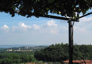 Holiday apartment Puegnago sul Garda for 3 - 6 persons with 2 bedrooms - Twin house