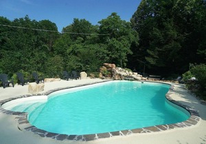 Holiday home in a former mill from the 18th century. With 10 000 m² of land and pool
