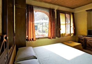 Holiday home in a former mill from the 18th century. With 10 000 m² of land and pool