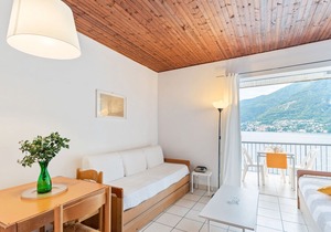 Holiday home with balcony, for 2-4 people, by lake Como near Pognana Lario