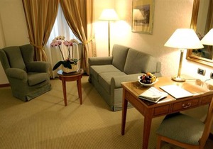 Hotel Excelsior Magenta