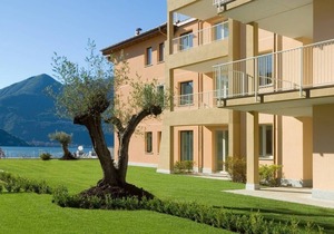 Maccagno apartment with pool and jacuzzi