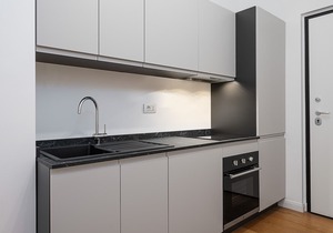 Italianway - Ippolito Nievo 28 - B
