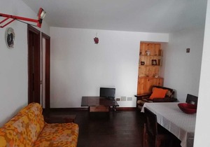 La Capanna di Pian delle Betulle. Holiday Apartment IL SOLE with Mountain View, Wi-Fi & Garden