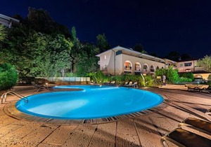 La Cascata Apartment with pool by Wonderful Italy