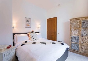 Lake Lugano apartment with balcony