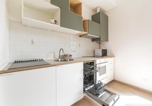 Maciachini Renovated Studio!