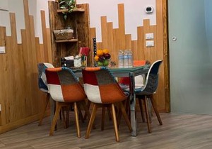 Monem’s House portello