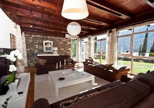 Olgiasca Villa Sleeps 6 Pool WiFi