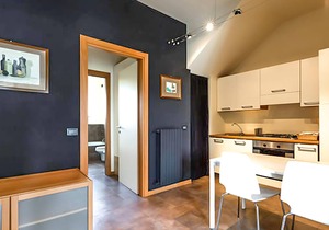Practical apartment for vacations in Lombardy.