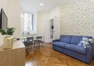 Prestigious flat in Milan fashion district
