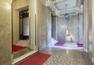 Prestigious flat in Milan fashion district
