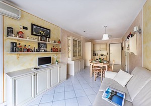 Residence Villa Giulia 5/03 with pool by Wonderful Italy
