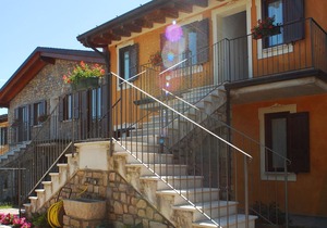 Residence Garden: Three-room apartment with balcony and lake view