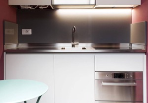 Suite "Lavarello" at 2 steps from the lake with private dehor, lounge bar and swimming pool