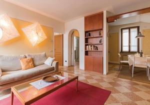 This cozy apartment is located in a complex with a total of 12 apartments in a characteristic and we