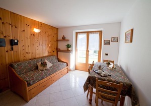 TWO-ROOM APARTMENT MOUNTAIN VIEW