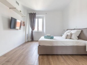 Alessia Flat Sarpi | Chinatown