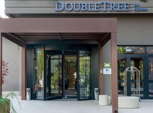 Doubletree | Mompiano
