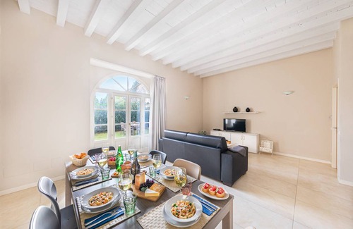 Toscolano Maderno Apartment | 100 m² Apartment ∙ 3 bedrooms ∙ 8 guests