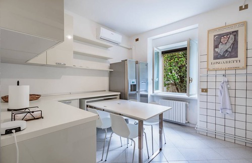 Bergamo Apartment | 100 m² Apartment ∙ 2 bedrooms ∙ 4 guests