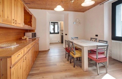 Grosio House | 100 m² House ∙ 3 bedrooms ∙ 8 guests