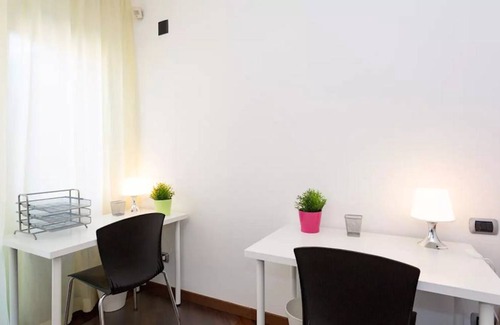 Bicocca Other | 100 m² Shared room ∙ 1 bedroom ∙ 2 guests