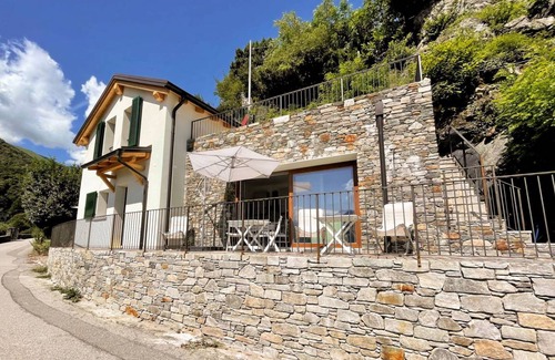 Dongo Villa | 100 m² Villa ∙ 2 bedrooms ∙ 6 guests