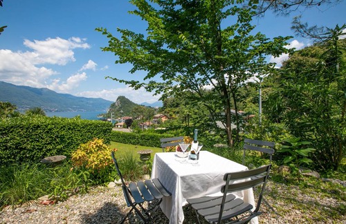 Castelveccana Apartment | 110 m² Apartment ∙ 3 bedrooms ∙ 8 guests