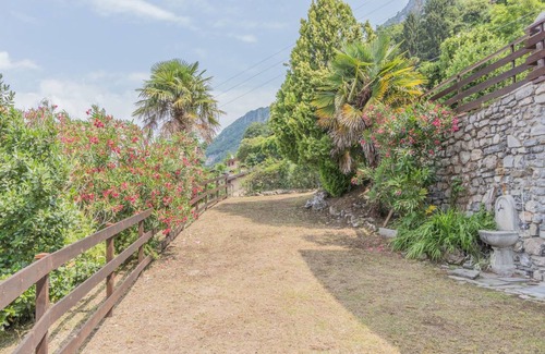 Fiumelatte Apartment | 110 m² Apartment ∙ 3 bedrooms ∙ 6 guests