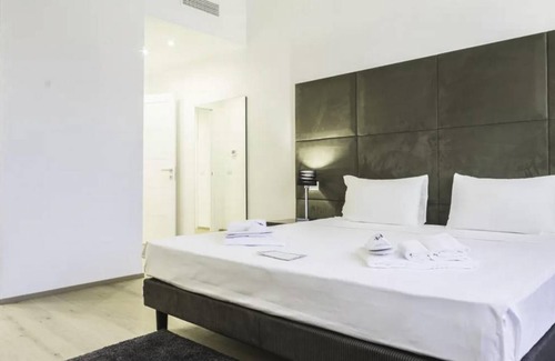San Babila Apartment | 110 m² Apartment ∙ 2 bedrooms ∙ 4 guests